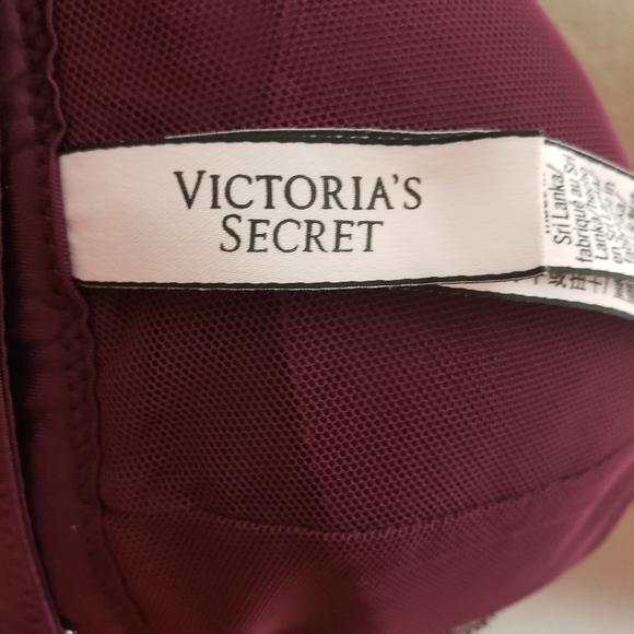 Victoria's Secret Lacy Front Close Racer back Bralette M Maroon - Picture 3 of 5